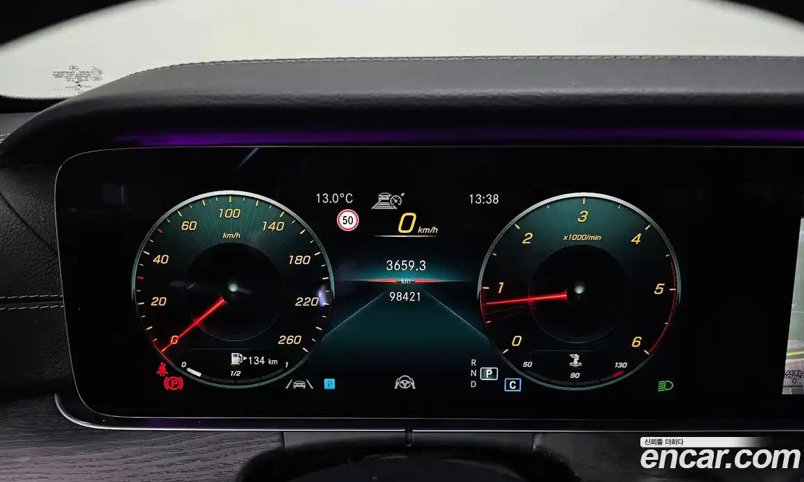 Mercedes-Benz E-Class 2021 1.9 Автомат в Москве № 177247, фото 13