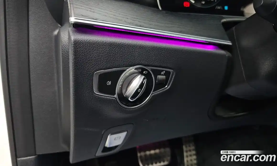 Mercedes-Benz E-Class 2021 1.9 Автомат в Москве № 177247, фото 17