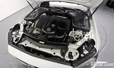 Mercedes-Benz E-Class 2021 1.9 Автомат в Москве № 177247, миниатюра 2