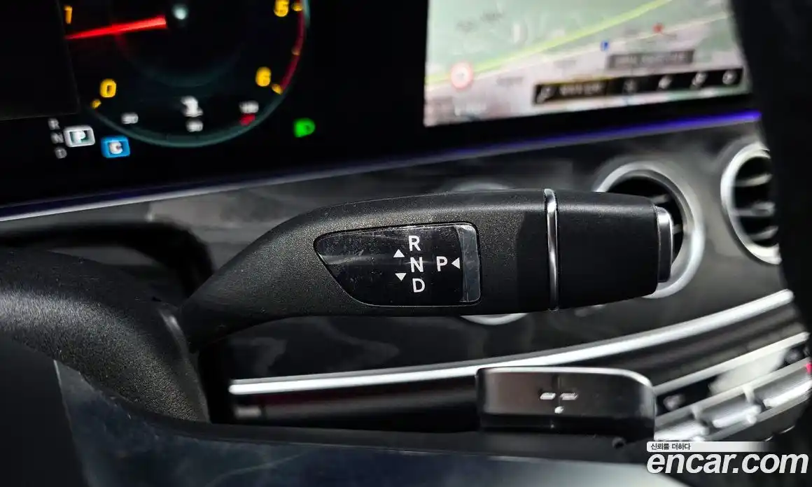 Mercedes-Benz E-Class 2021 1.9 Автомат в Москве № 177247, фото 8