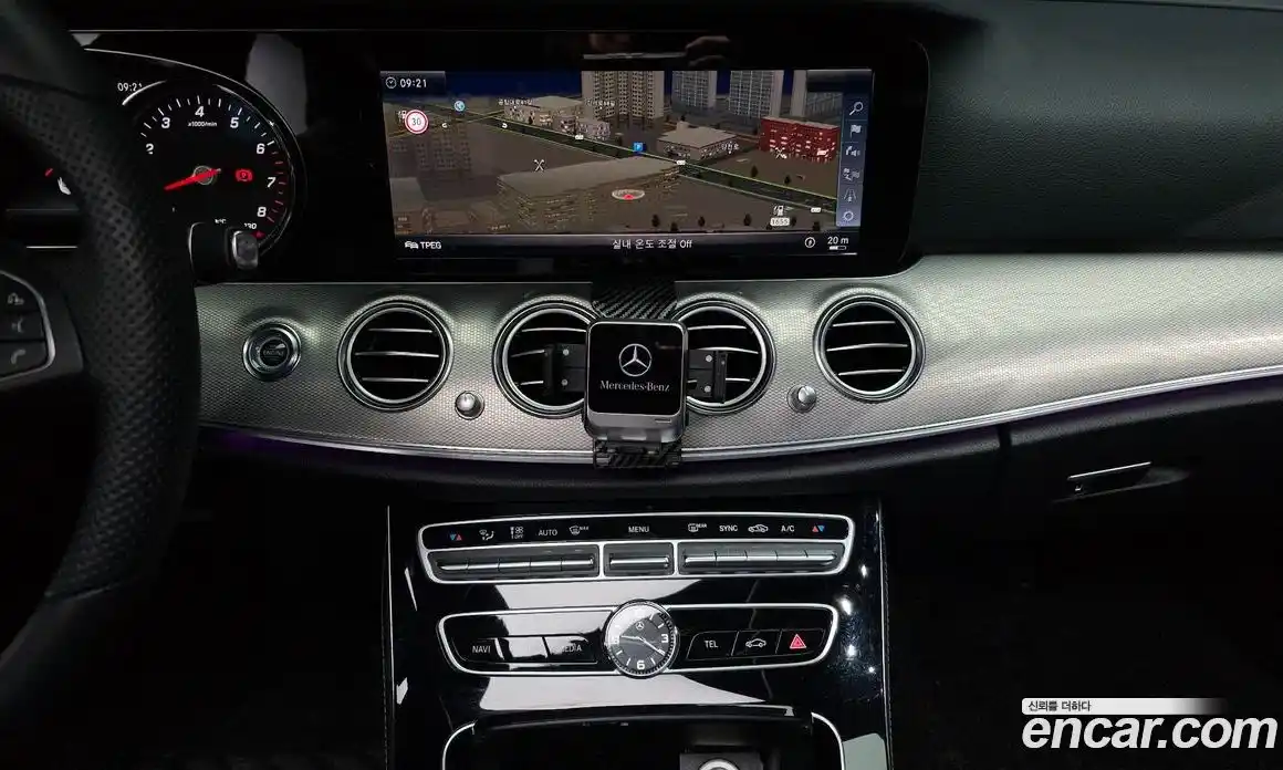 Mercedes-Benz E-Class 2018 2.0 Автомат в Москве № 178887, фото 8