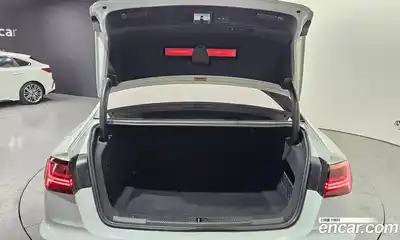 Audi A6 2016 2.0 Автомат в Москве № 183397, миниатюра 2