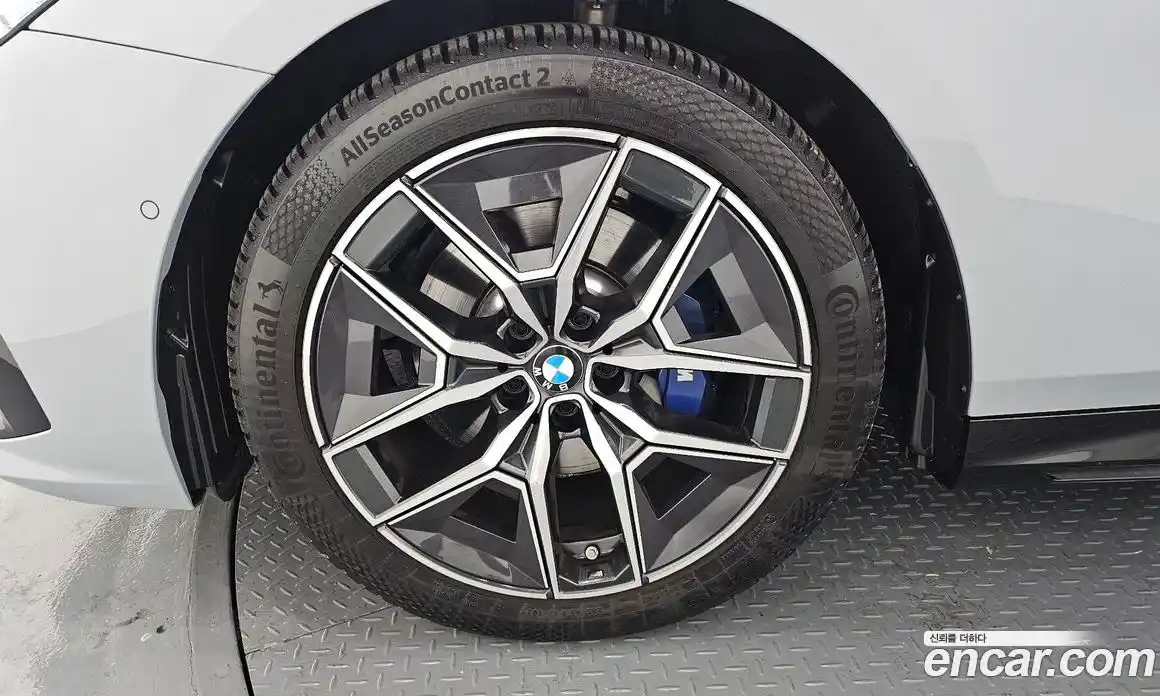 BMW 5-Series 2025 2.0 Автомат в Москве № 187251, фото 14