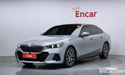 BMW 5-Series 2025 2.0 Автомат в Москве № 187251, миниатюра 2