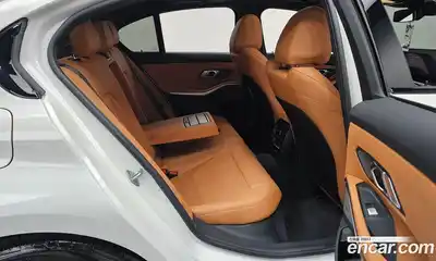 BMW 3-Series 2024 2.0 Автомат в Москве № 188446, миниатюра 11