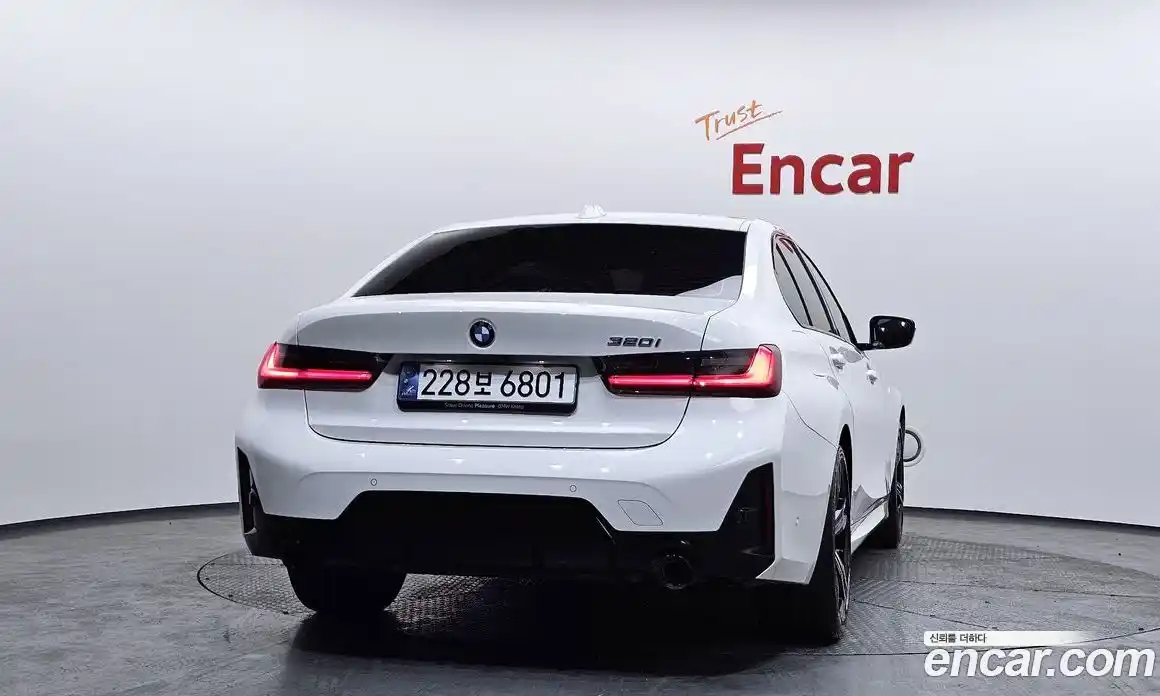 BMW 3-Series 2024 2.0 Автомат в Москве № 188446, фото 17