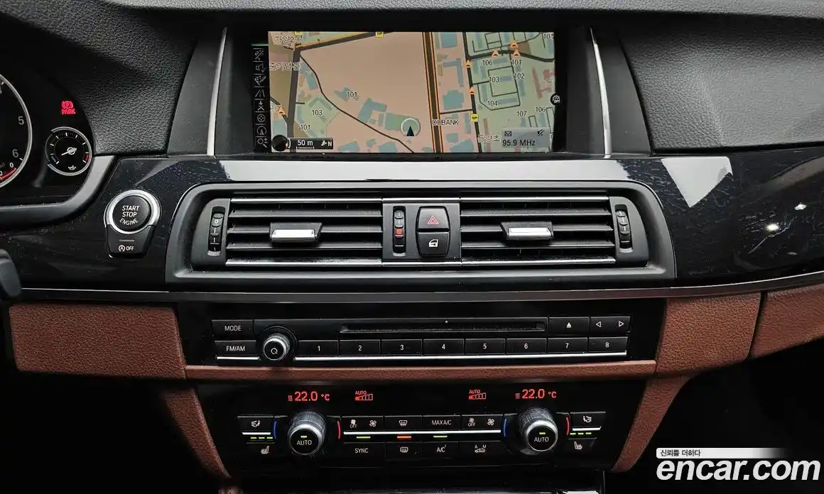 BMW 5-Series 2015 2.0 Автомат в Москве № 191644, фото 12