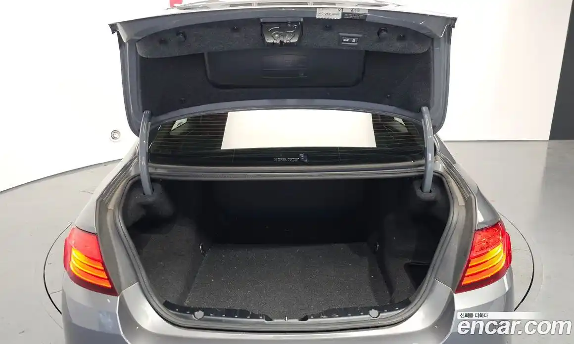 BMW 5-Series 2015 2.0 Автомат в Москве № 191644, фото 14