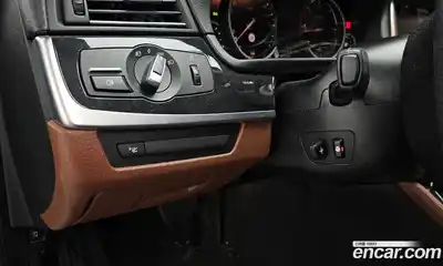 BMW 5-Series 2015 2.0 Автомат в Москве № 191644, миниатюра 2