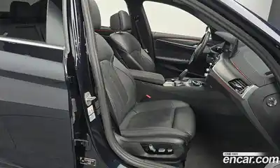 BMW 5-Series 2023 2.0 Автомат в Москве № 191665, миниатюра 9