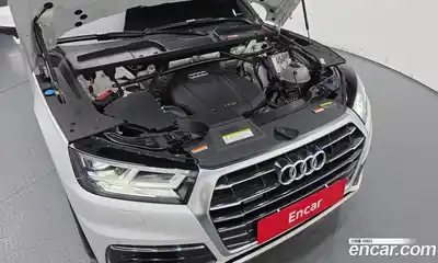 Audi Q5 2020 2.0 Автомат в Москве № 192534, миниатюра 2