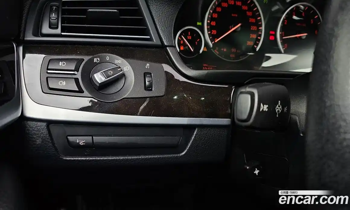 BMW 5-Series 2012 2.0 Автомат в Москве № 192893, фото 20