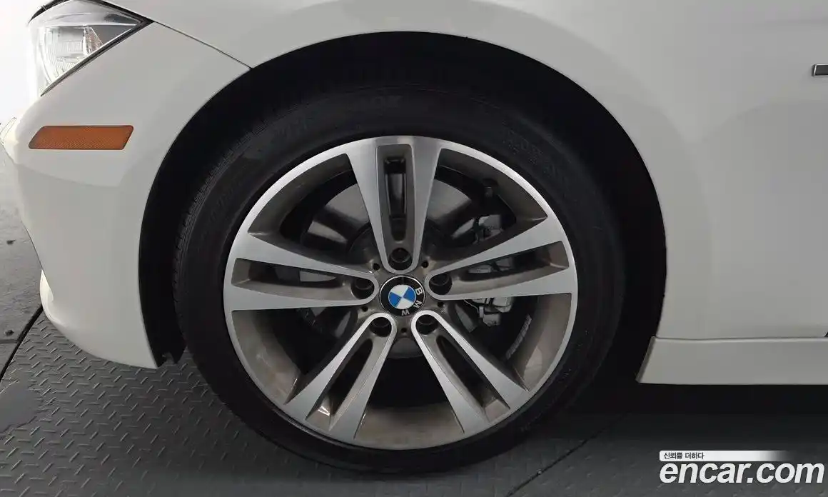 BMW 3-Series 2014 2.0 Автомат в Москве № 193304, фото 7