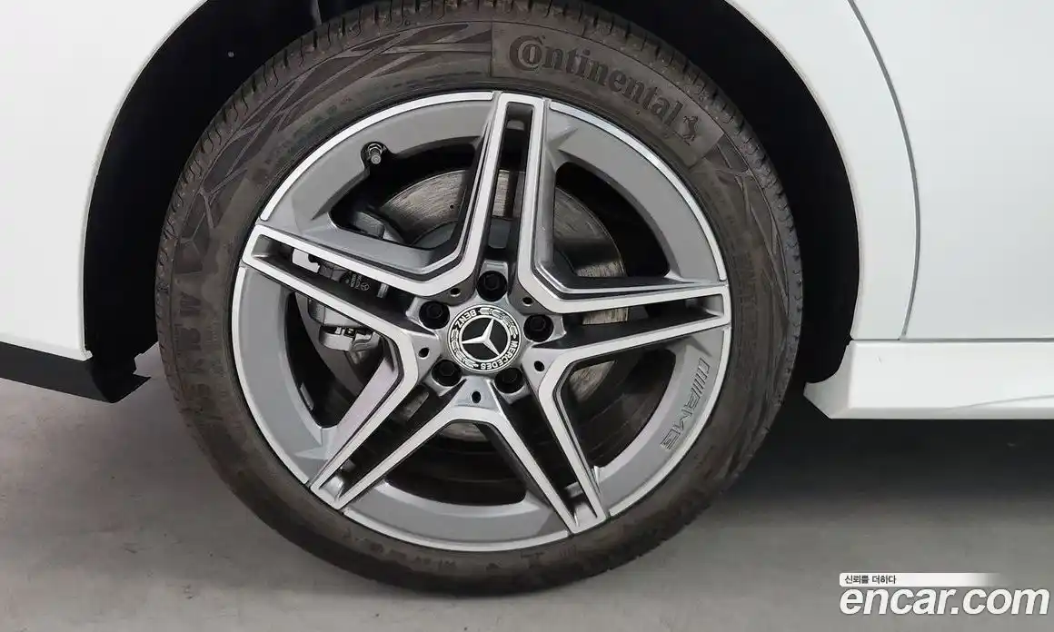 Mercedes-Benz CLA-Class 2025 2.0 Автомат в Москве № 193636, фото 12