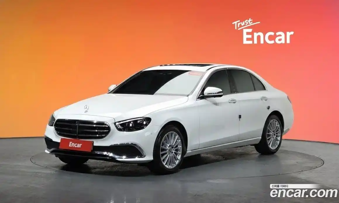 Mercedes-Benz E-Class 2022 2.0 Автомат в Москве № 193838, фото 12