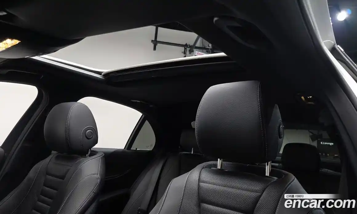 Mercedes-Benz E-Class 2022 2.0 Автомат в Москве № 193838, фото 17