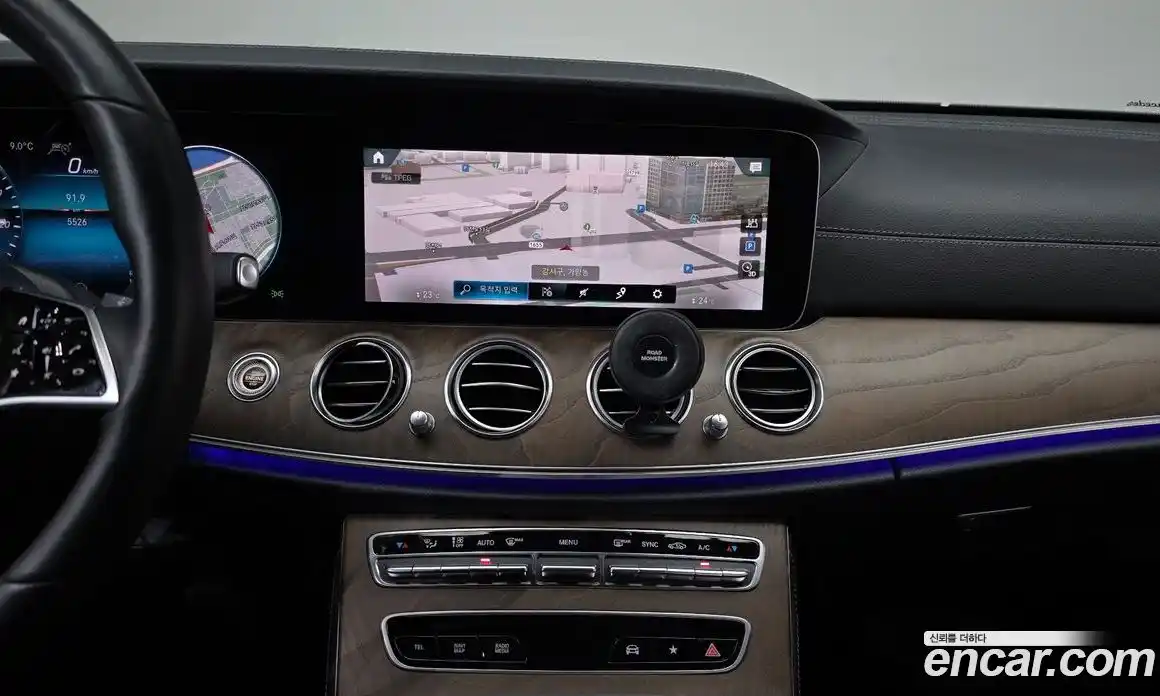 Mercedes-Benz E-Class 2022 2.0 Автомат в Москве № 193838, фото 20