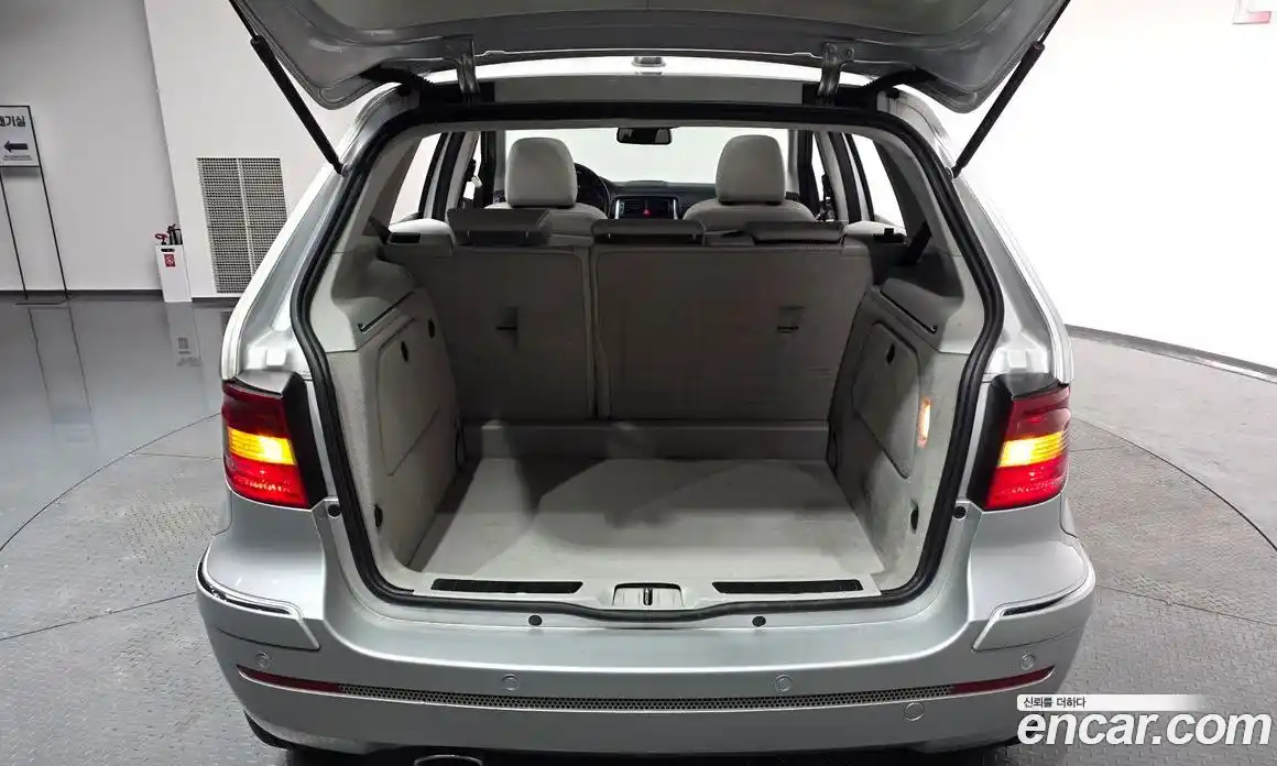 Mercedes-Benz B-Class 2007 2.0 Автомат в Москве № 194819, фото 15