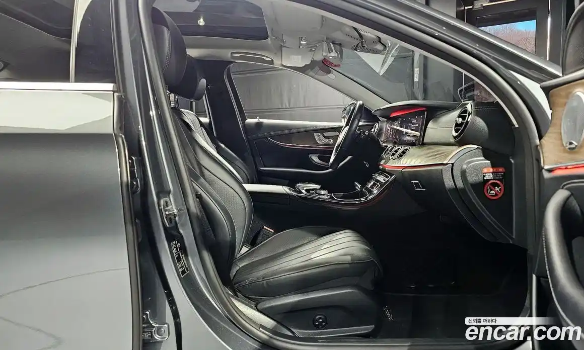 Mercedes-Benz E-Class 2019 2.0 Автомат в Москве № 194884, фото 18