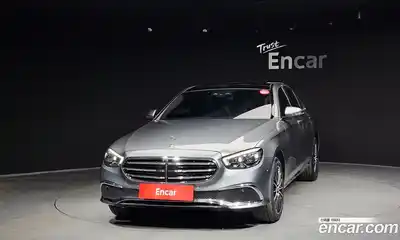 Mercedes-Benz E-Class 2019 2.0 Автомат в Москве № 194884, миниатюра 2
