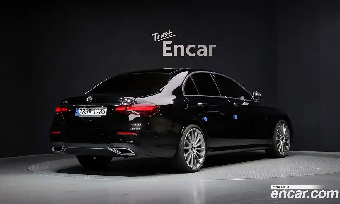 Mercedes-Benz E-Class 2021 2.0 Автомат в Москве № 195401, фото 12