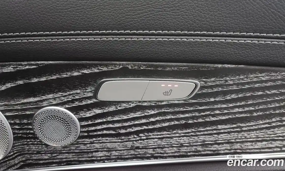 Mercedes-Benz E-Class 2021 2.0 Автомат в Москве № 195401, фото 4