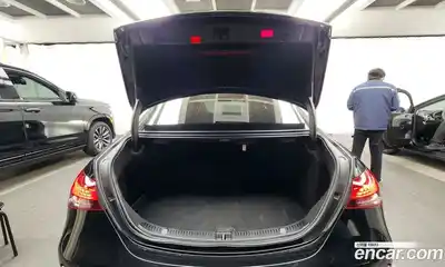 Mercedes-Benz E-Class 2021 2.0 Автомат в Москве № 195401, миниатюра 9