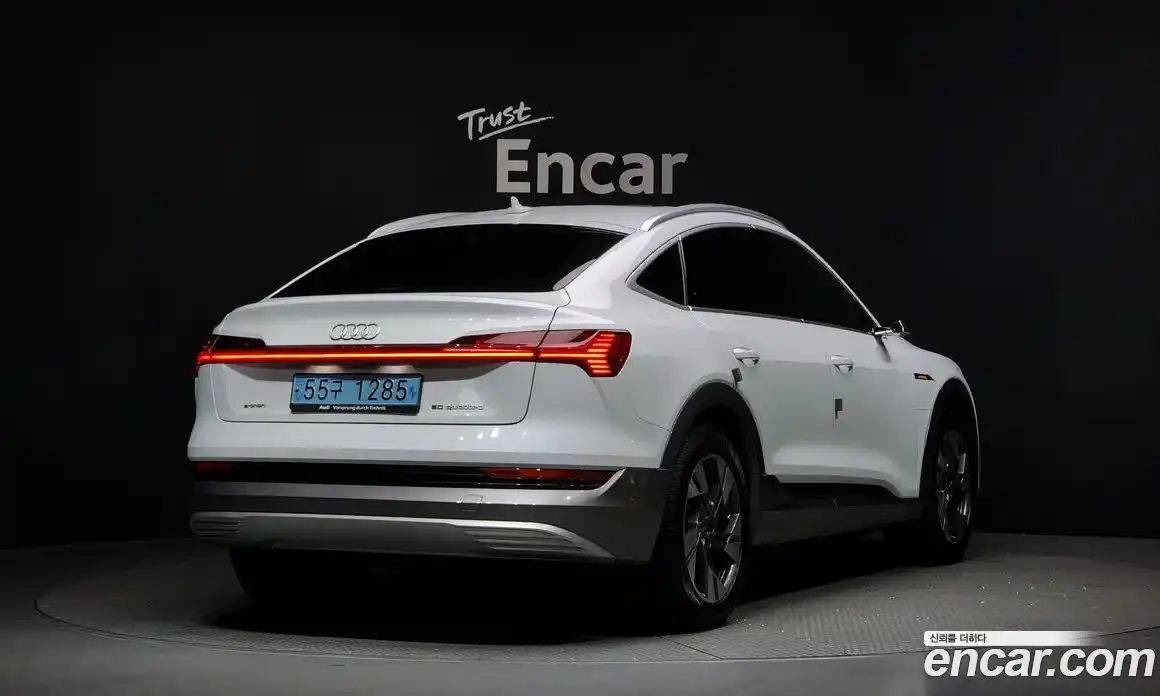 Audi e-tron 2021 0.2 Автомат в Москве № 196627, фото 13