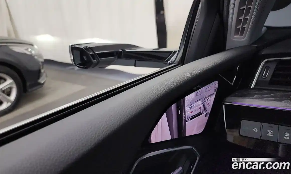 Audi e-tron 2021 0.2 Автомат в Москве № 196627, фото 14