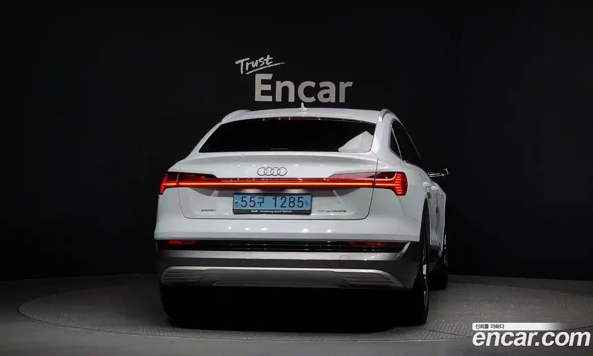 Audi e-tron 2021 0.2 Автомат в Москве № 196627, фото 18