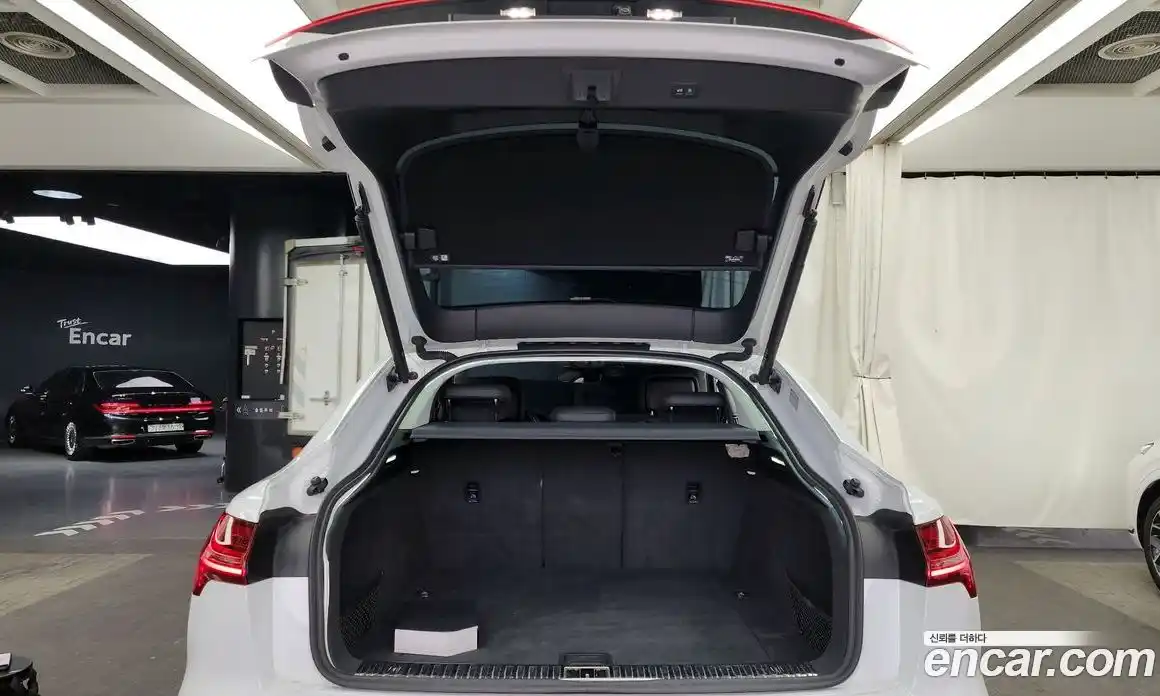 Audi e-tron 2021 0.2 Автомат в Москве № 196627, фото 3