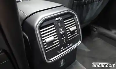 Porsche Macan 2019 2.0 Автомат в Москве № 197477, миниатюра 6