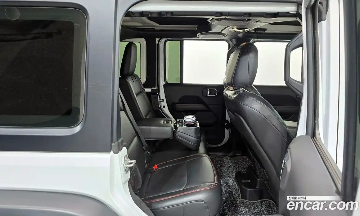 Jeep Wrangler 2023 2.0 Автомат в Москве № 199380, фото 17