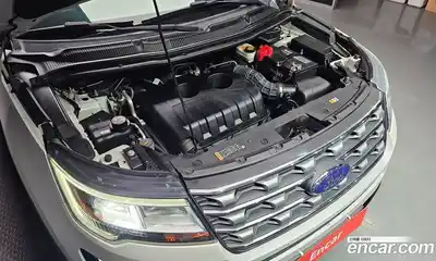 Ford Explorer 2017 2.3 Автомат в Москве № 199745, миниатюра 6