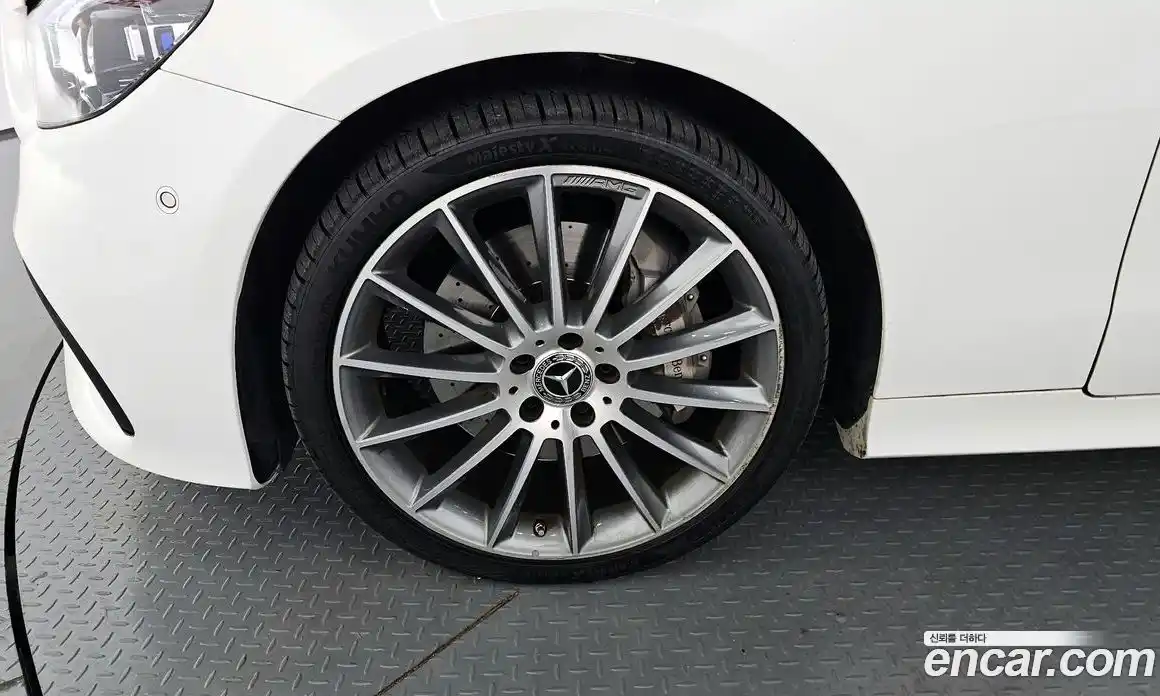 Mercedes-Benz E-Class 2022 3.0 Автомат в Москве № 206491, фото 6