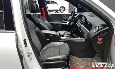 Mercedes-Benz GLB-Class 2021 2.0 Автомат в Москве № 211943, миниатюра 4