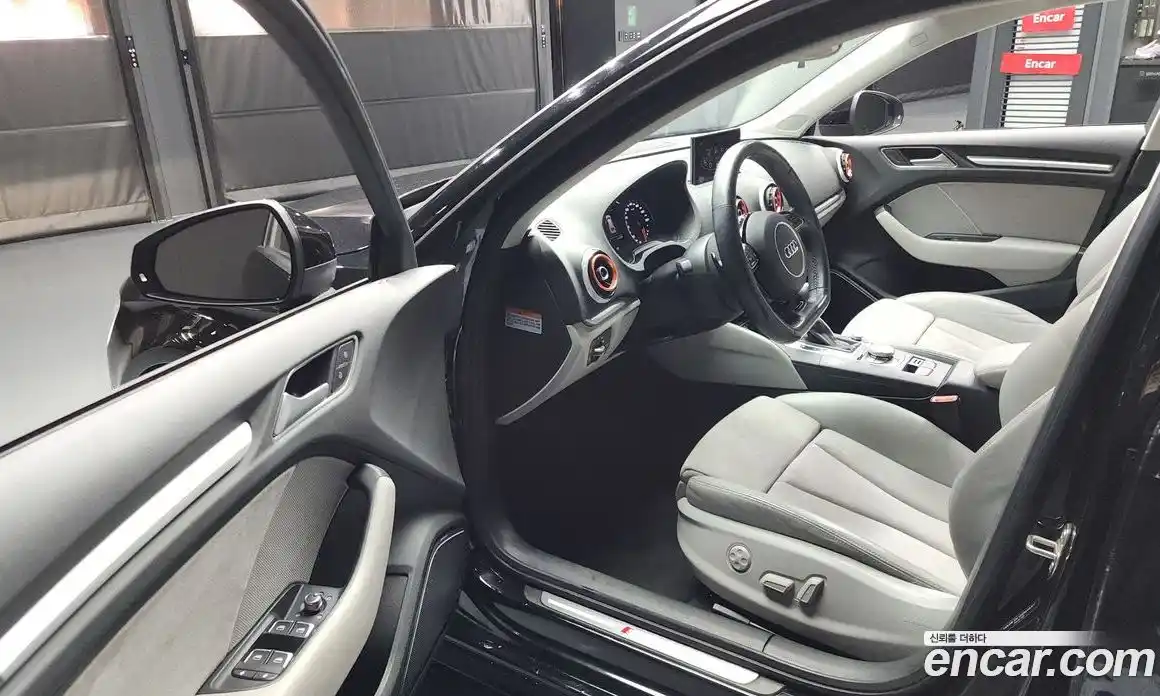 Audi A3 2015 2.0 Автомат в Москве № 212557, фото 15