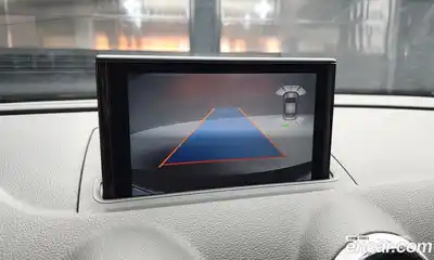 Audi A3 2015 2.0 Автомат в Москве № 212557, миниатюра 8