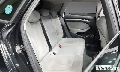 Audi A3 2015 2.0 Автомат в Москве № 212557, миниатюра 10