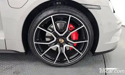 Porsche Taycan 2025 0.1 Автомат в Москве № 212966, миниатюра 9