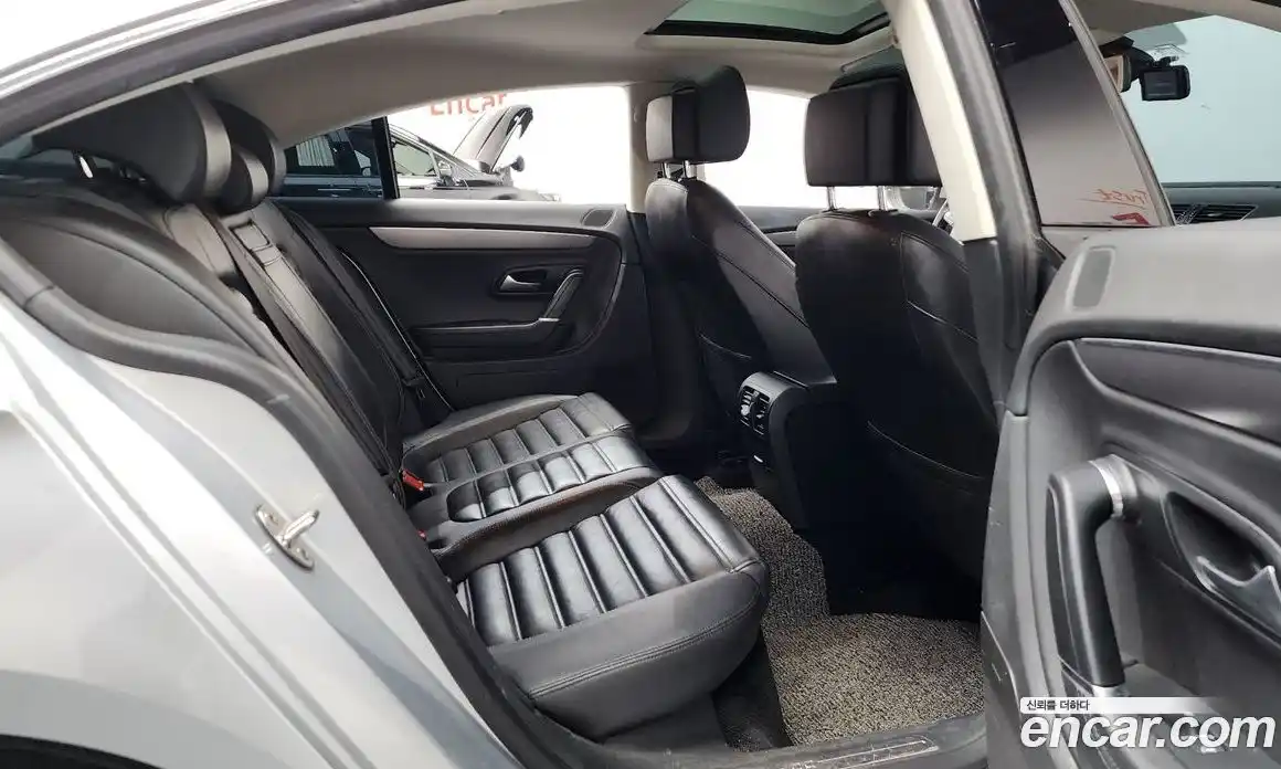 Volkswagen CC 2014 2.0 Автомат в Москве № 215248, фото 19