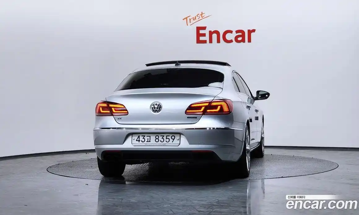 Volkswagen CC 2014 2.0 Автомат в Москве № 215248, фото 3