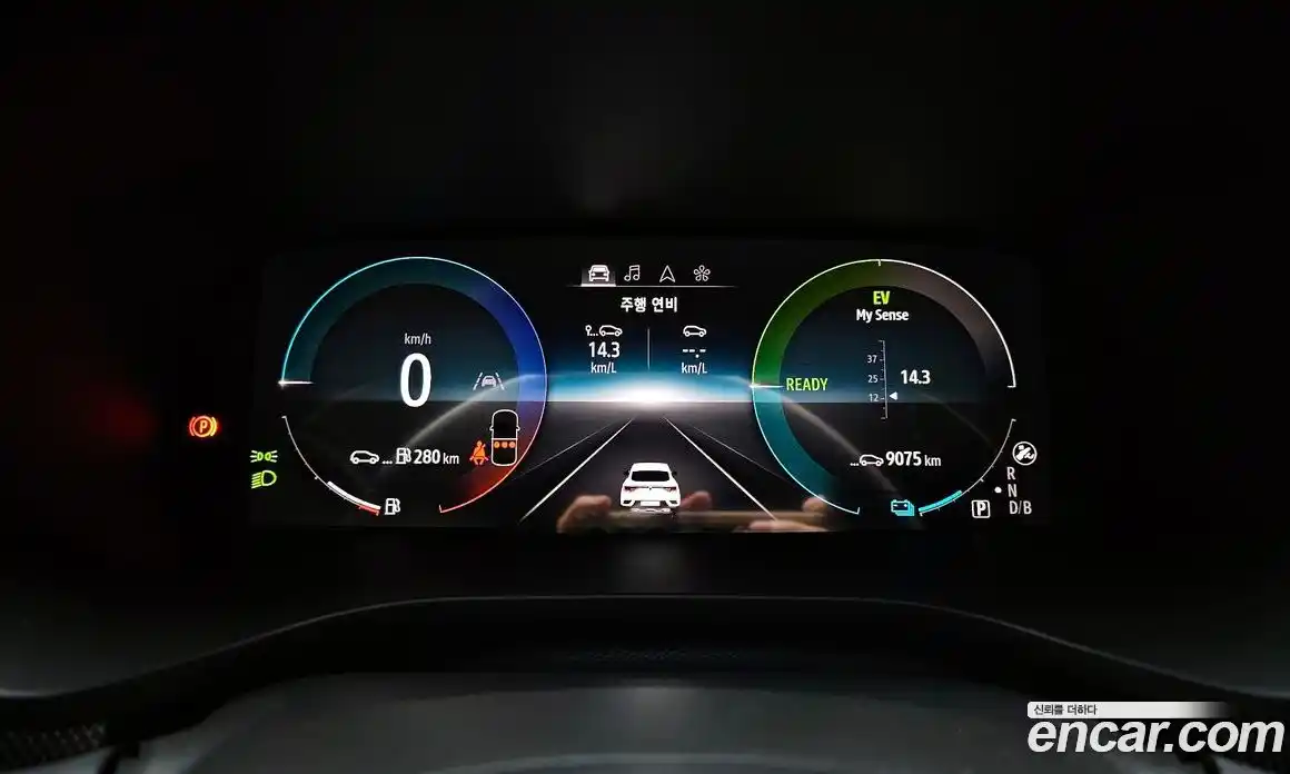 Renault Arkana 2025 1.6 Автомат в Москве № 220052, фото 3