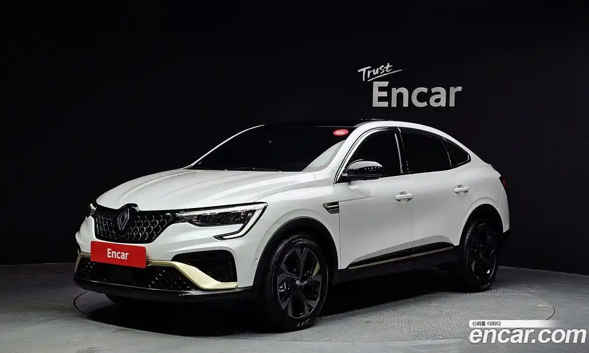 Renault Arkana 2025 1.6 Автомат в Москве № 220052, фото 7