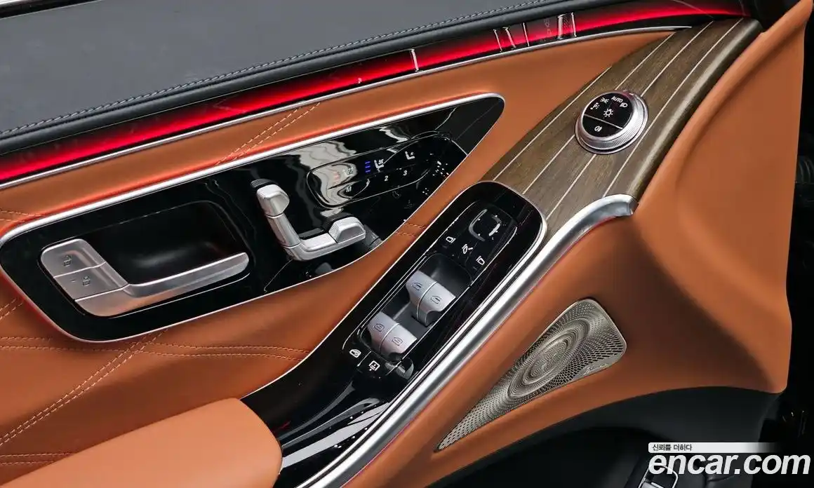 Mercedes-Benz S-Class 2023 6.0 Автомат в Москве № 225203, фото 15