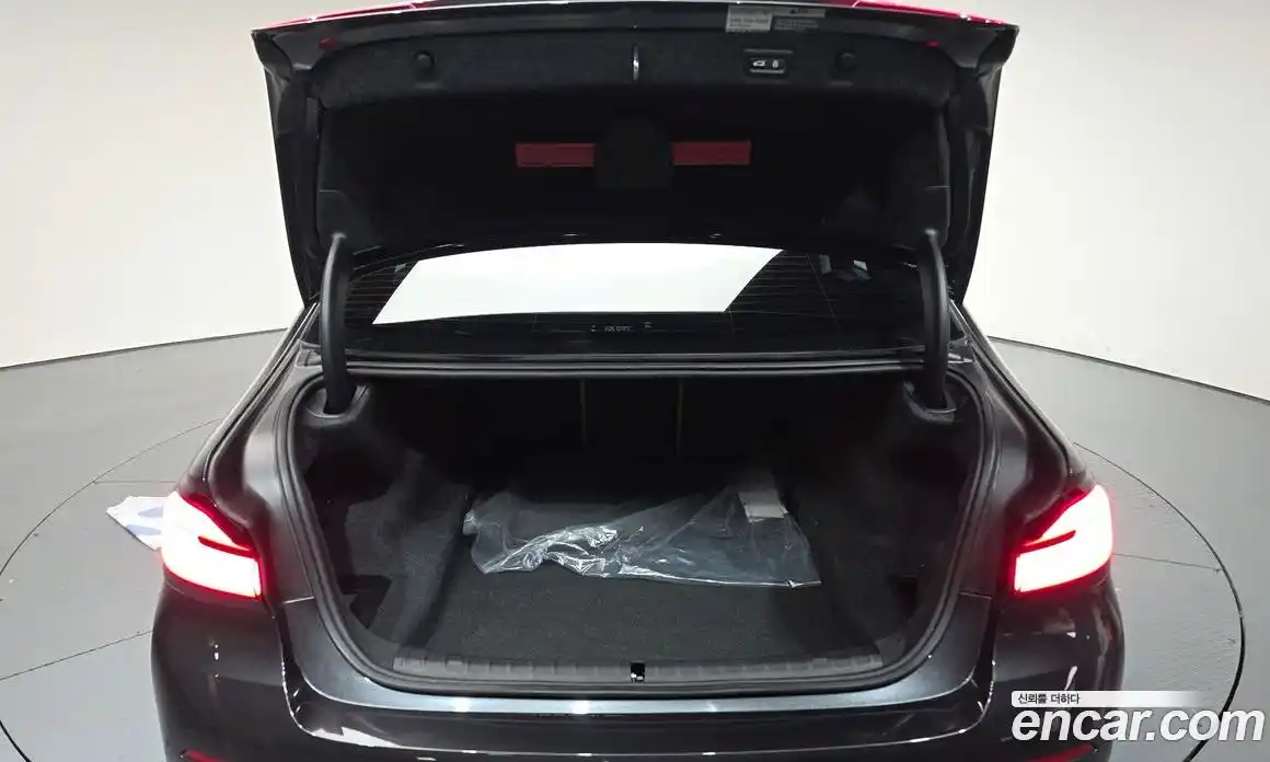 BMW 5-Series 2023 2.0 Автомат в Москве № 228108, фото 12