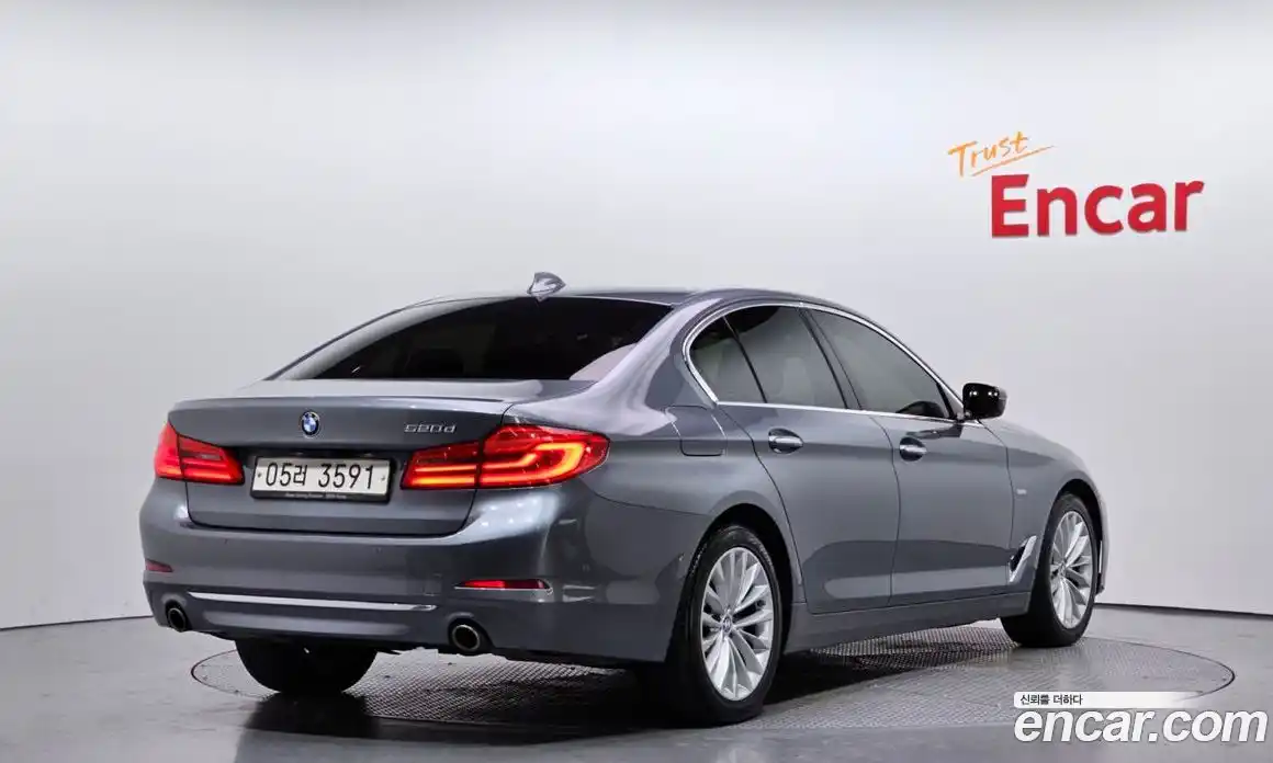 BMW 5-Series 2018 2.0 Автомат в Москве № 229192, фото 20