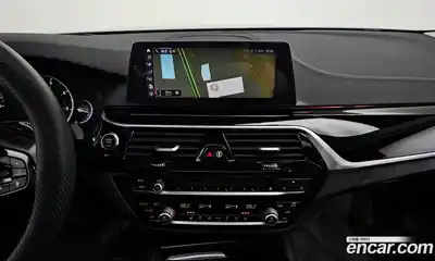 BMW 5-Series 2018 2.0 Автомат в Москве № 229192, миниатюра 4