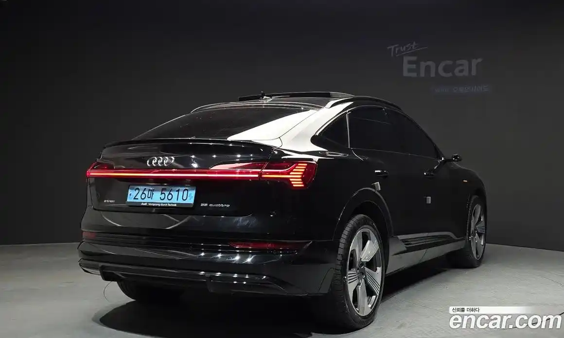 Audi e-tron 2022 0.2 Автомат в Москве № 229701, фото 11