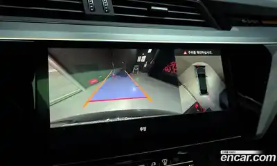 Audi e-tron 2022 0.2 Автомат в Москве № 229701, миниатюра 8